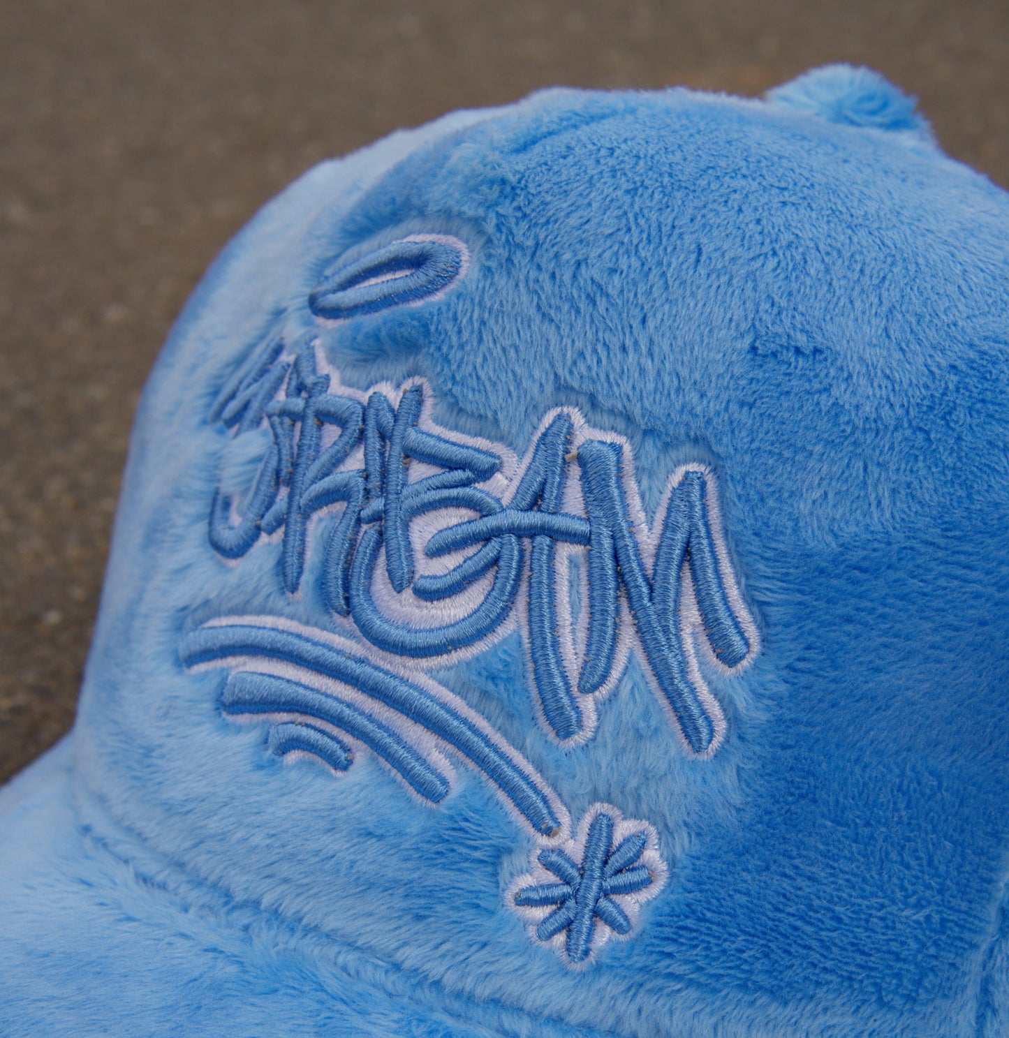 URBAN "Feeling Blue"